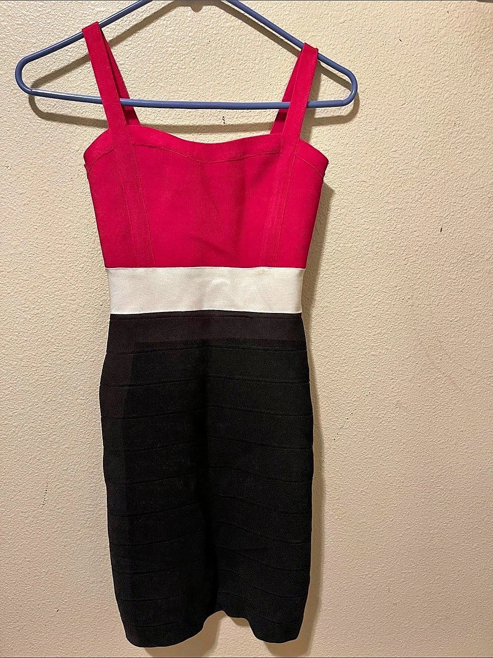 bebe Color Block Mini Dress in Pink & Black Size XS Like New bandage